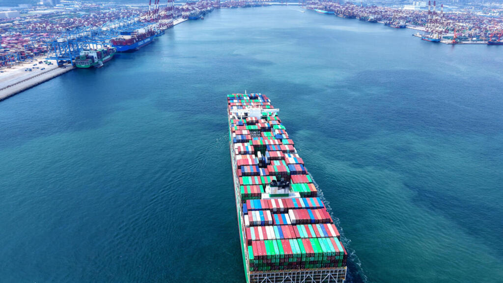 天津东兴实业集团总部航拍图